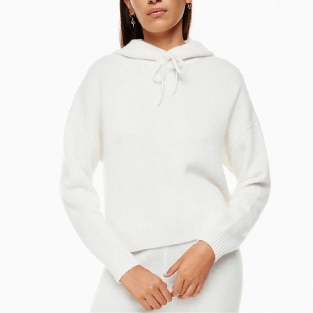 The Group by Babaton Luxe Cashmere Hoodie Cashmere hoodie 100% cashmere